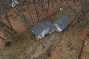 1351 Carr Rd, Muskegon, MI 49442 - Photo 5