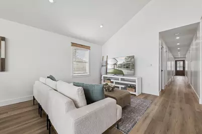 9098 Dexter-Pinckney Road, Pinckney, MI 48169 - Photo 9