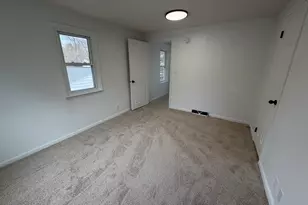 5273 Keyes Dr, Kalamazoo, MI 49004 - Photo 21