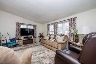 5661 Clark St, Coloma, MI 49038 - Photo 9