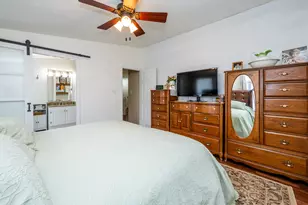 5661 Clark St, Coloma, MI 49038 - Photo 25