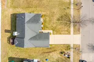 4423 Knollcrest Dr, Ann Arbor, MI 48108 - Photo 41