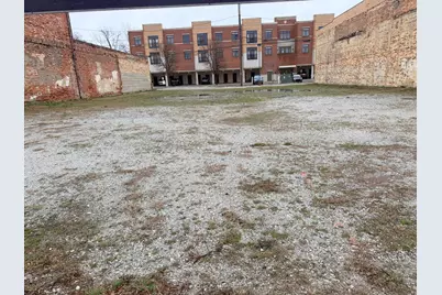 593 W Western Avenue, Muskegon, MI 49440 - Photo 1