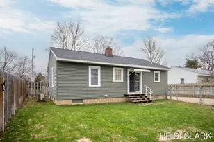 4337 Flamingo Ave SW, Wyoming, MI 49509 - Photo 7