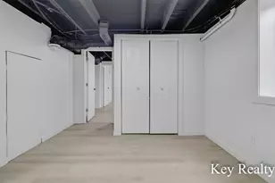 500 Sheldon Ave SE, Grand Rapids, MI 49503 - Photo 35