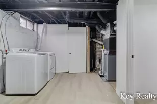 500 Sheldon Ave SE, Grand Rapids, MI 49503 - Photo 27