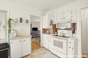 175 E 32nd St, Holland, MI 49423 - Photo 9