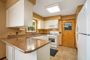 340 W Railroad St, Centreville, MI 49032 - Photo 7