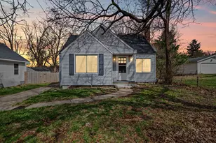 138 Pierce Ave, Jackson, MI 49203 - Photo 1