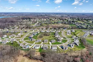 2399 Walnut View Dr, Howell, MI 48855 - Photo 75