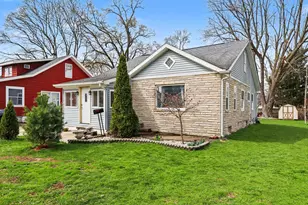 606 N Fourth St, Sturgis, MI 49091 - Photo 3