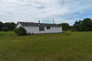 15450 Johnson Rd, Kaleva, MI 49645 - Photo 27