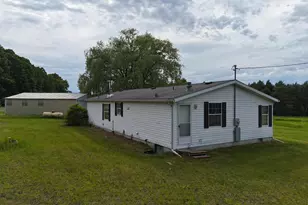 15450 Johnson Rd, Kaleva, MI 49645 - Photo 19