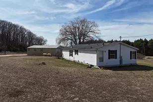 15450 Johnson Rd, Kaleva, MI 49645 - Photo 17