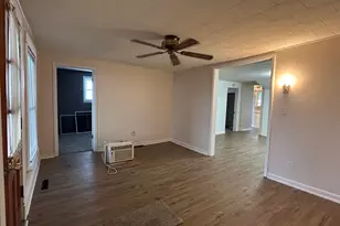 20 S Main St, Quincy, MI 49082 - Photo 5