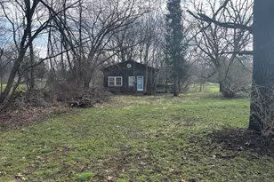 417 Lockwood St, Jackson, MI 49203 - Photo 3