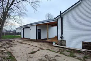 509 N Walker St, Bronson, MI 49028 - Photo 3