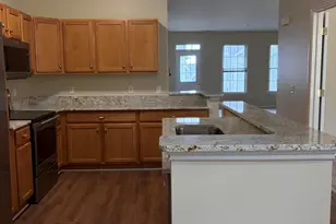 534 Constitution St, Canton, MI 48188 - Photo 7