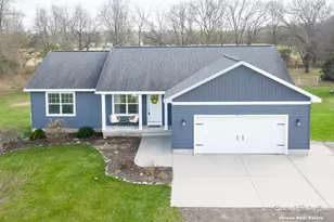 9701 Coyote Trl, Belding, MI 48809 - Photo 3