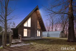 11496 SW Greenville Rd, Greenville, MI 48838 - Photo 1