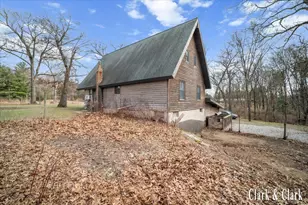 11496 SW Greenville Rd, Greenville, MI 48838 - Photo 23