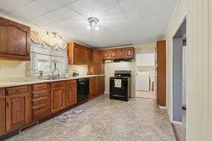 09741 26th St, Gobles, MI 49055 - Photo 9