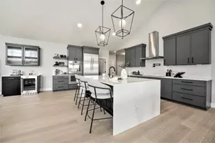 2284 Knapp Bluff Ct NE, Grand Rapids, MI 49525 - Photo 17