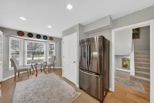2485 Wild Brook Run, Bloomfield Hills, MI 48304 - Photo 7