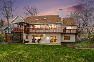 9895 Lakeview Dr, Berrien Springs, MI 49103 - Photo 33