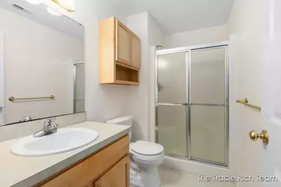 4889 Castle Hill Court NE, Rockford, MI 49341 - Photo 17