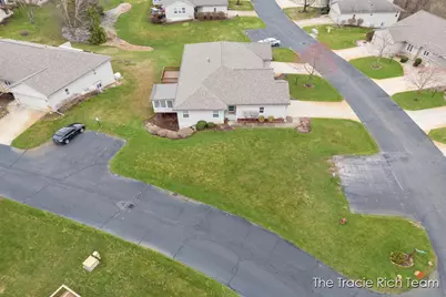 4889 Castle Hill Court NE, Rockford, MI 49341 - Photo 29