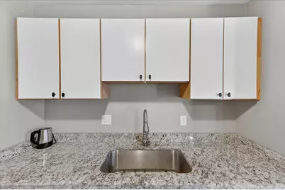 2140 Pauline Boulevard #206, Ann Arbor, MI 48103 - Photo 17