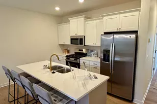 1978 S Shorewood Ln, Holland, MI 49423 - Photo 7