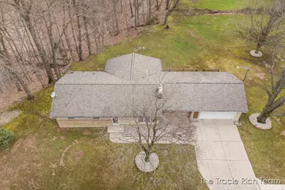 6640 Pine Island Drive NE, Comstock Park, MI 49321 - Photo 45