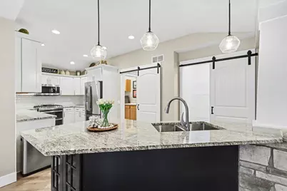 1070 Hawkins Court, Kalamazoo, MI 49009 - Photo 9