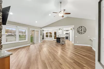 1070 Hawkins Court, Kalamazoo, MI 49009 - Photo 3