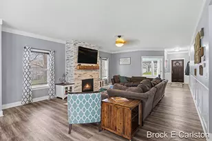 2091 Colbert Dr, Muskegon, MI 49444 - Photo 7