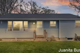 2276 Emens Dr, Muskegon, MI 49444 - Photo 37