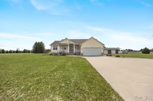 6028 Lincoln St, Allendale, MI 49401 - Photo 9