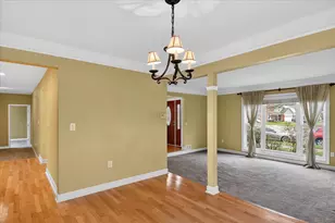 7637 Embassy Dr, Canton, MI 48187 - Photo 9