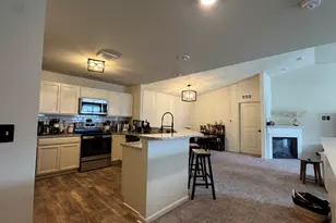 22113 Aberdeen Dr, Macomb, MI 48042 - Photo 9