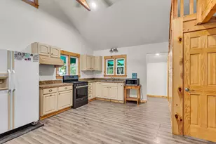 1193 Lakeview Dr, Brooklyn, MI 49230 - Photo 13