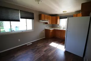 16265 Oakbrook St, Romulus, MI 48174 - Photo 7