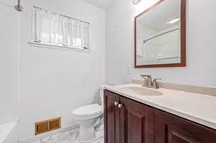 60 Waldon Rd, Clarkston, MI 48346 - Photo 25