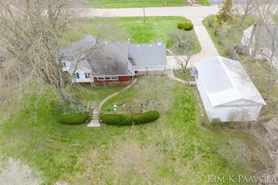 916 James Street, Plainwell, MI 49080 - Photo 37