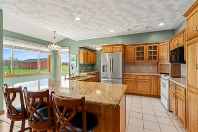 13390 8 1/2 Mile Road, Battle Creek, MI 49014 - Photo 9