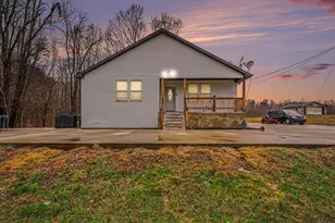 21556 59 1/2 St, Bangor, MI 49013 - Photo 1