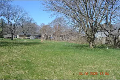 948 Baldanza Avenue, Benton Harbor, MI 49022 - Photo 3