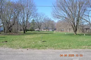 948 Baldanza Ave, Benton Harbor, MI 49022 - Photo 1