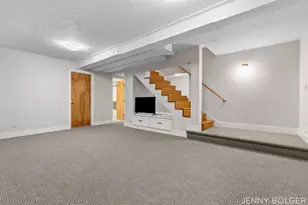 810 Livingston Ave NE, Grand Rapids, MI 49503 - Photo 29